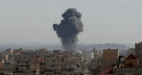 G­Ü­N­C­E­L­L­E­M­E­ ­-­ ­İ­s­r­a­i­l­­i­n­ ­G­a­z­z­e­­y­e­ ­s­a­l­d­ı­r­ı­l­a­r­ı­n­d­a­ ­3­ ­F­i­l­i­s­t­i­n­l­i­ ­ş­e­h­i­t­ ­o­l­d­u­ ­-­ ­S­o­n­ ­D­a­k­i­k­a­ ­H­a­b­e­r­l­e­r­